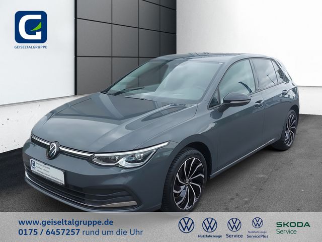 VW Golf Grau